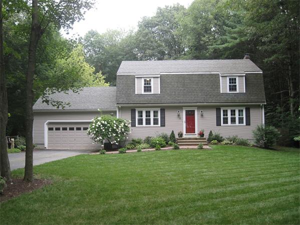 11 Nicholas Road Hopkinton, MA 01748 - Photo 1 of 30 Gallery Image 1
