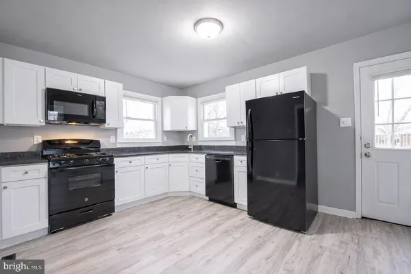 $2,450 | 306 Progress Street, Riverside, NJ 08075