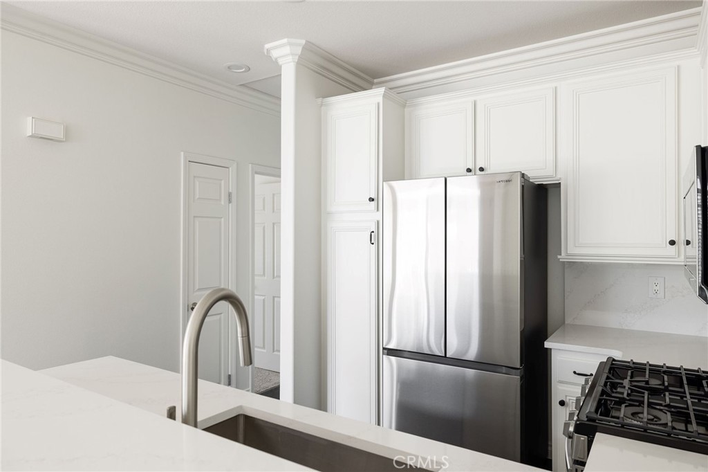 12 Rabano Rancho Santa Margarita, CA 92688 - Photo 4 of 28