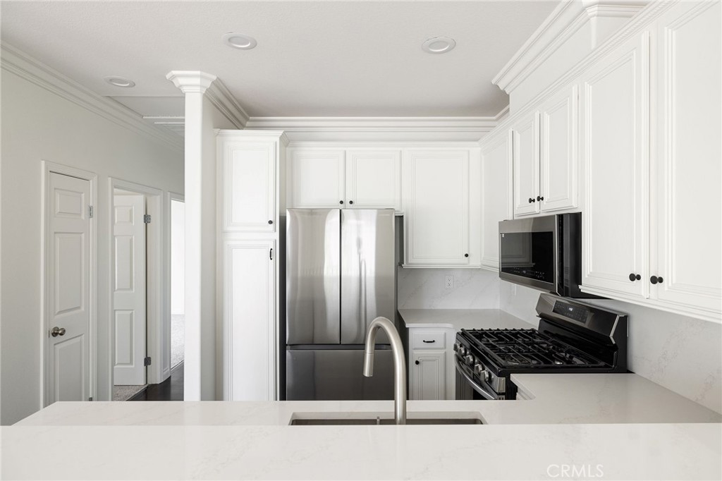 12 Rabano Rancho Santa Margarita, CA 92688 - Photo 5 of 28