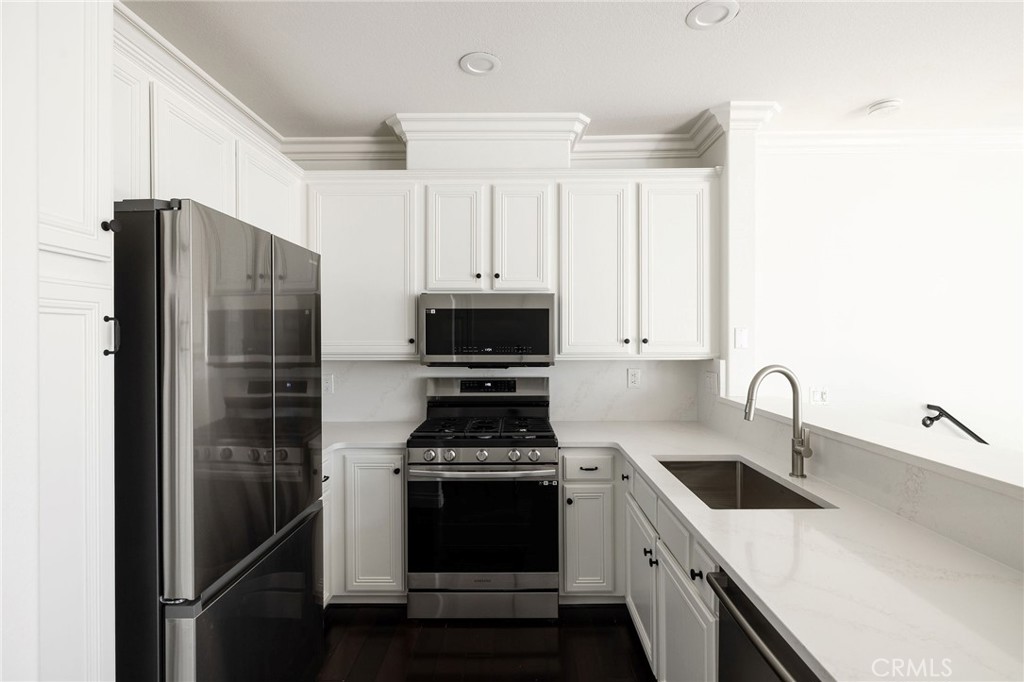 12 Rabano Rancho Santa Margarita, CA 92688 - Photo 6 of 28