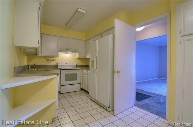 29606 Middlebelt Road Farmington, MI 48334 - Photo 9 of 22