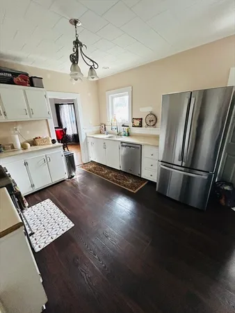 $1,400 | 109 Bouve Avenue, Brockton, MA 02301