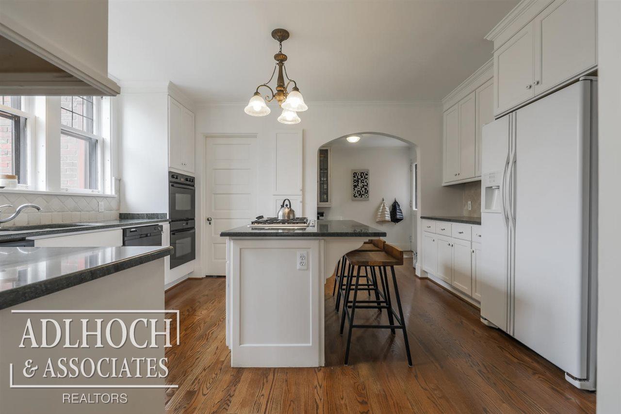 842 Pemberton Road Grosse Pointe Park, MI 48230 - Photo 18 of 63