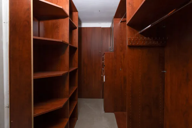 a view of walk in closet