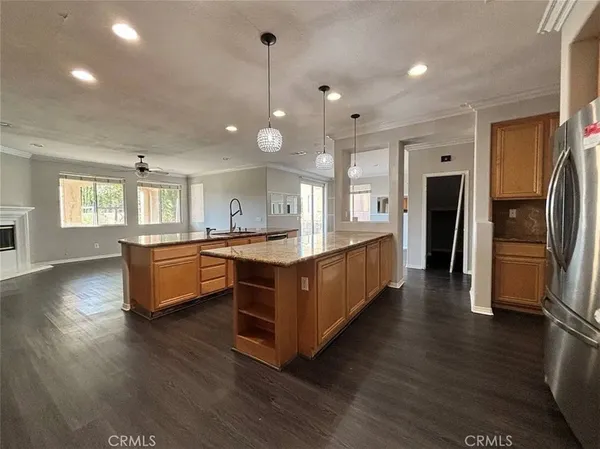 $3,900 | 3715 Club Rancho Drive, Palmdale, CA 93551