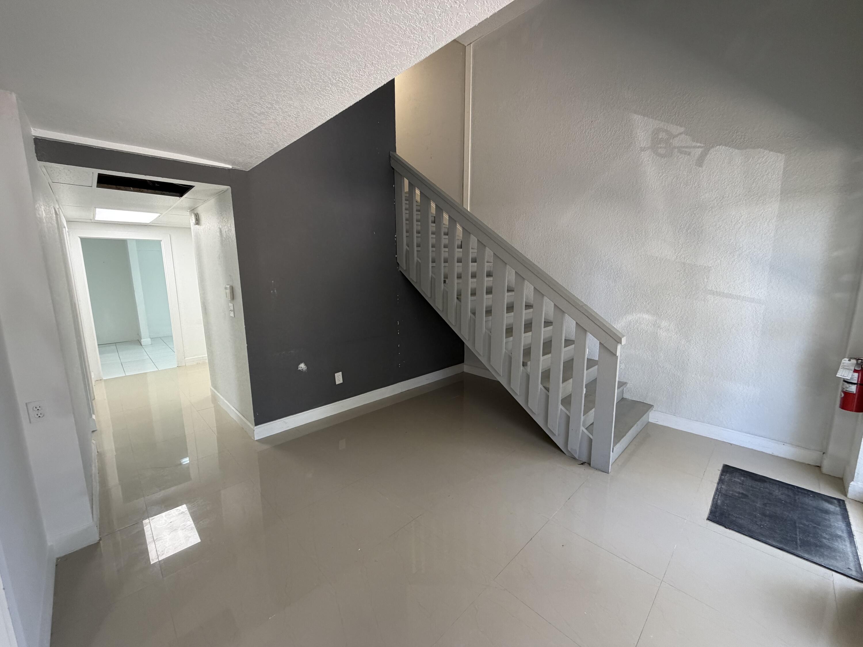 500 Commerce Way West, Unit 67 Jupiter, FL 33458 - Photo 4 of 8 units 6-7 2