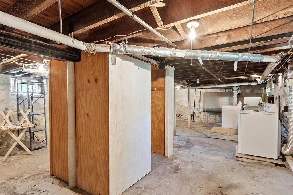 37 Rowena Street Worcester, MA 01606 - Photo 39 of 40 Gallery Image 39
