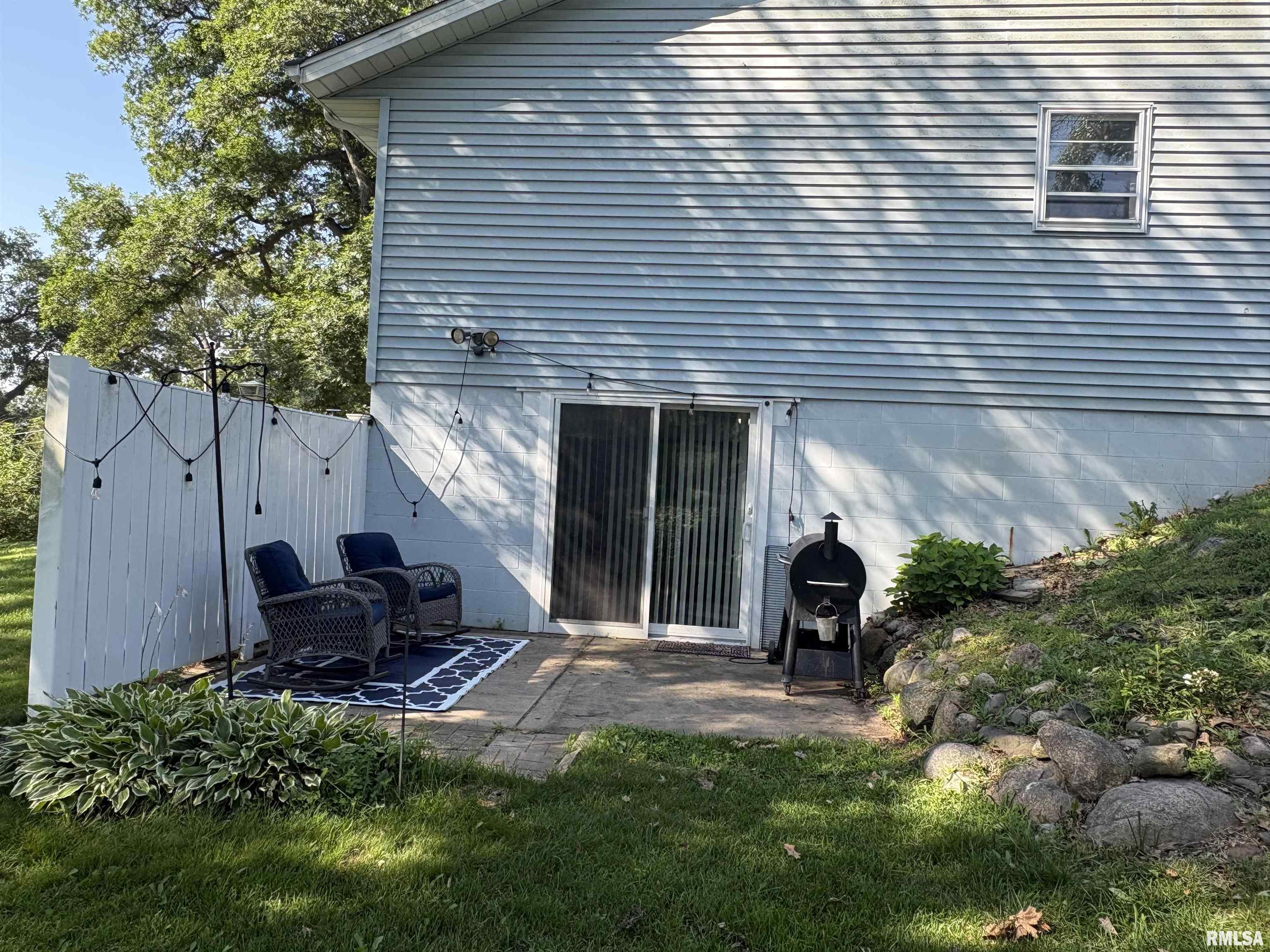 300 North Sunset Drive Manito, IL 61546 - Photo 13 of 72