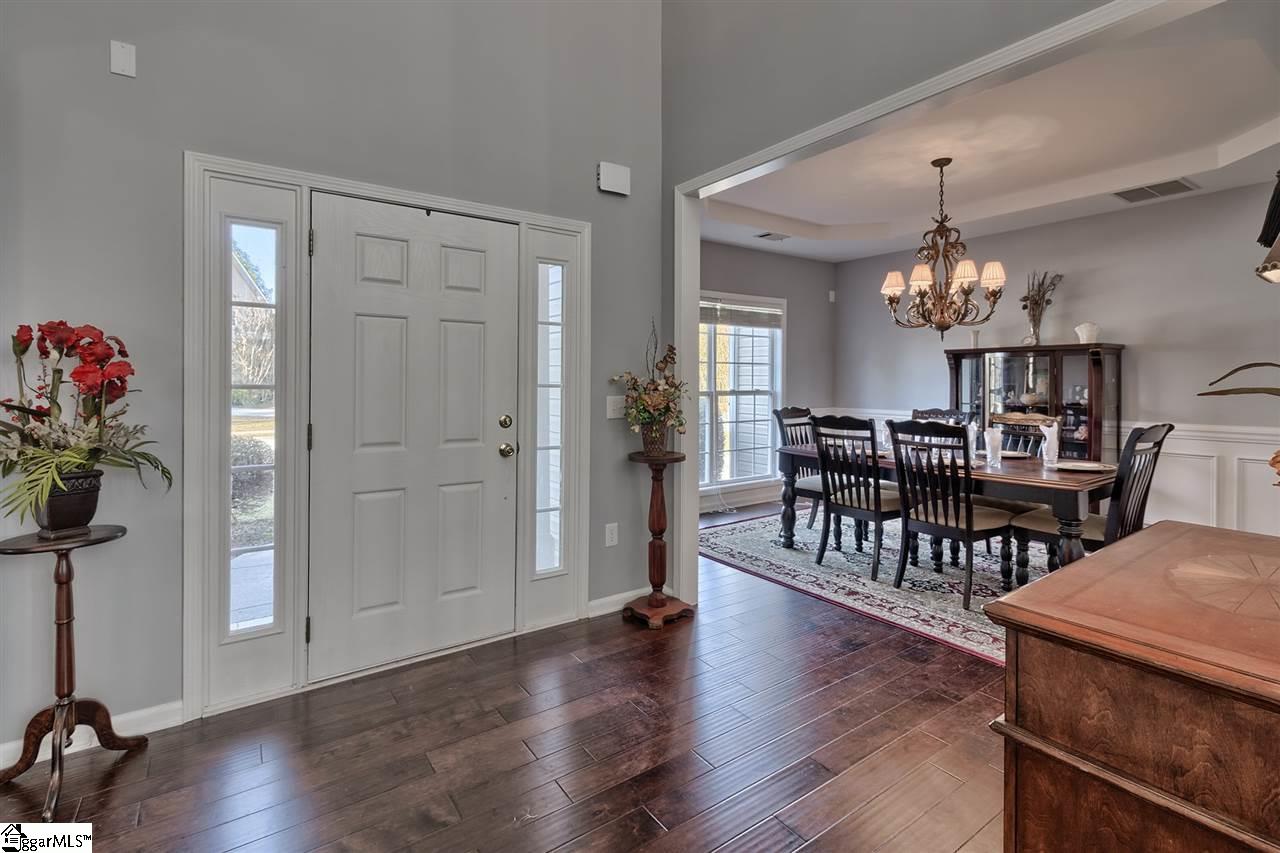 24 Springleaf Court Simpsonville, SC 29681 - Photo 2 of 35 Gallery Image 2