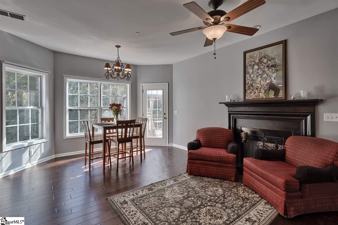 24 Springleaf Court Simpsonville, SC 29681 - Photo 10 of 35 Gallery Image 10