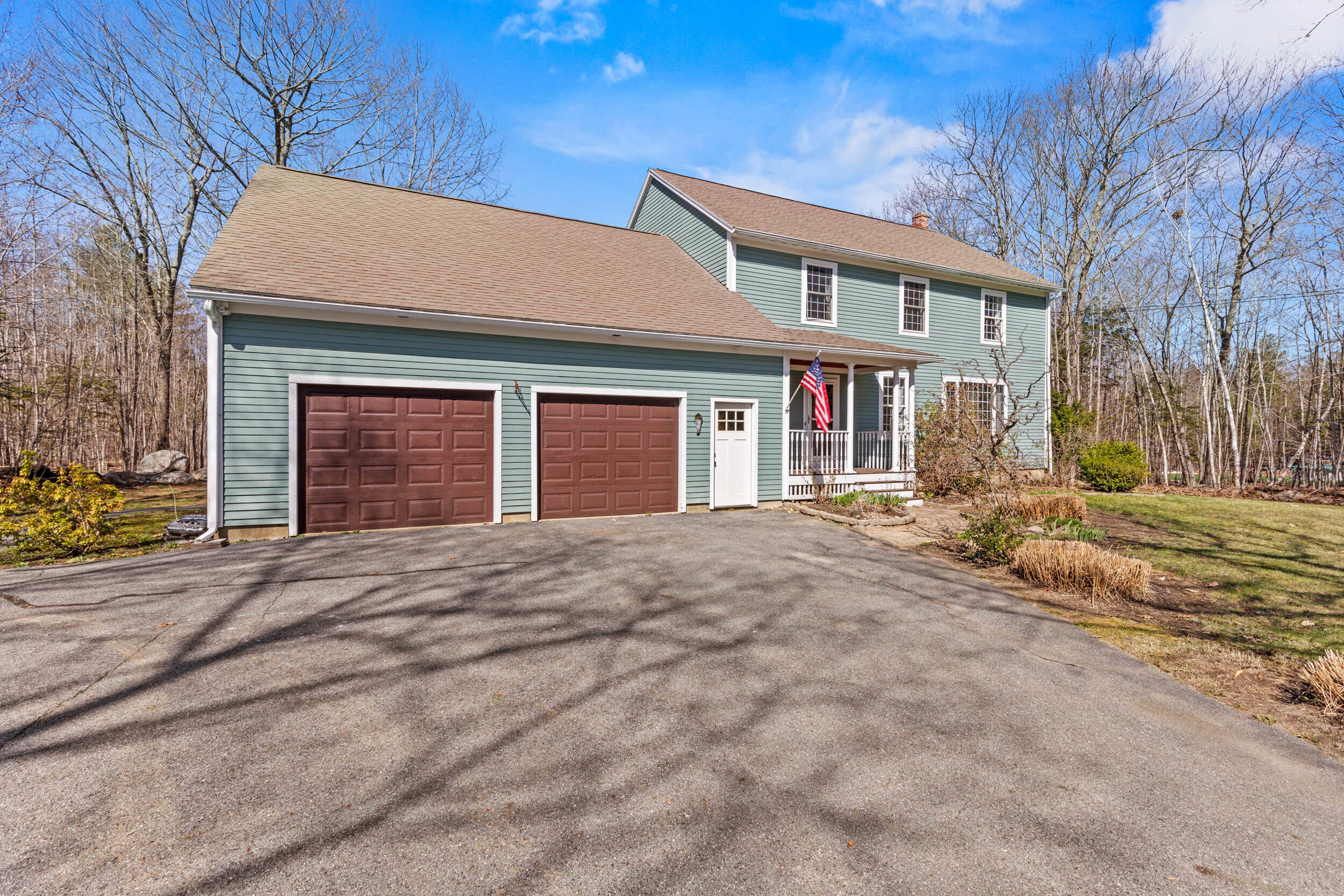 10 South Ridge Drive Standish, ME 04084 - Photo 1 of 53 10 southridge standish-31