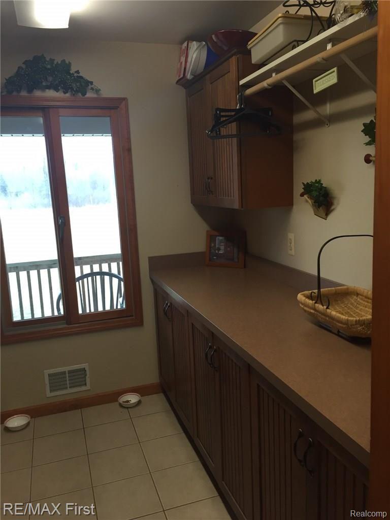 6228 Short Cut Road Marine City, MI 48039 - Photo 12 of 43 image.jpeg