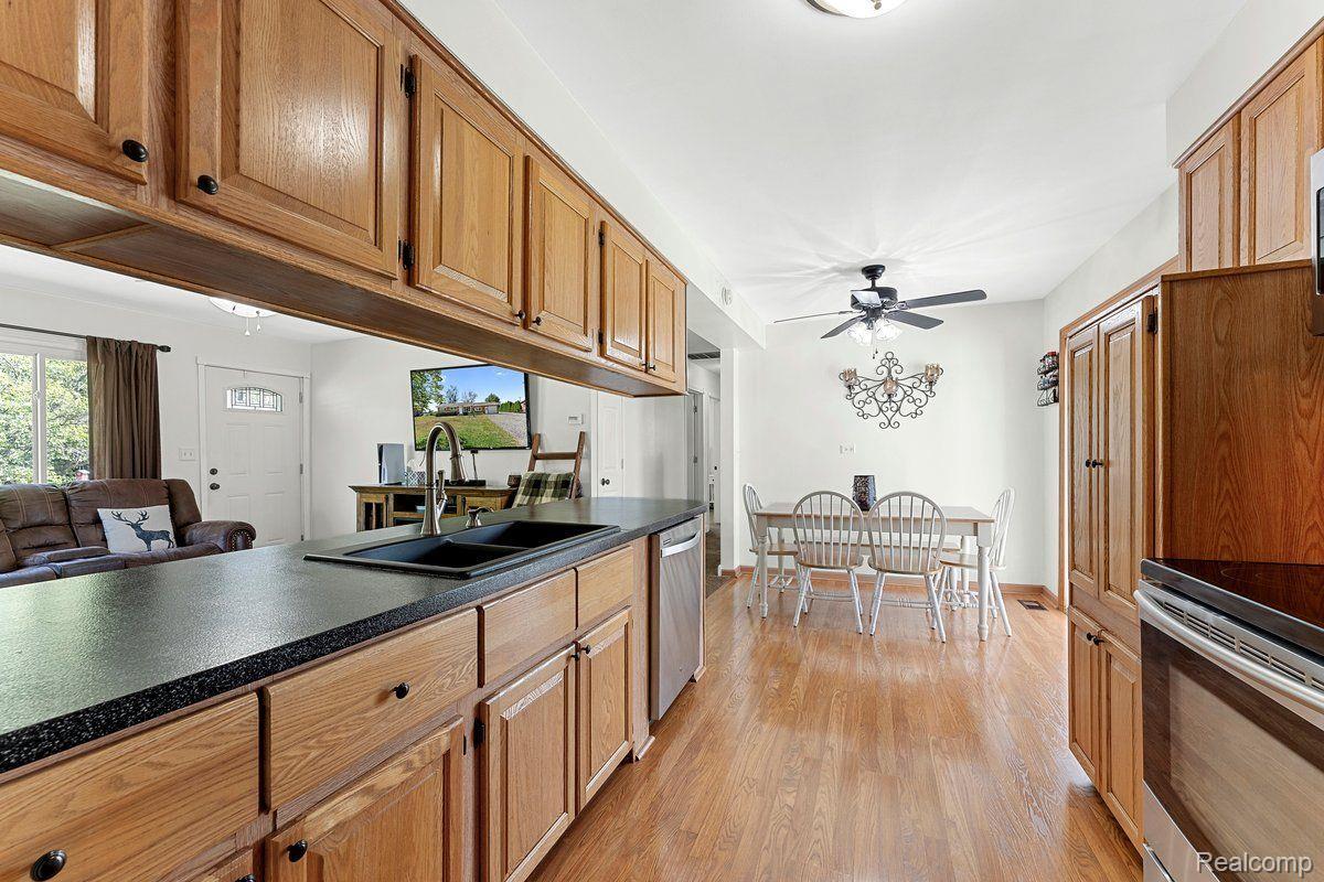 3365 Heiss Road Monroe, MI 48162 - Photo 8 of 31 Stunningly beautiful!