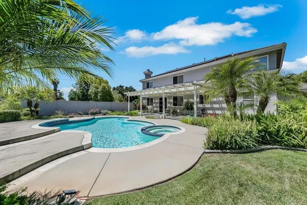 $1,349,000 | 1502 Glasgow Lane, Escondido, CA 92027