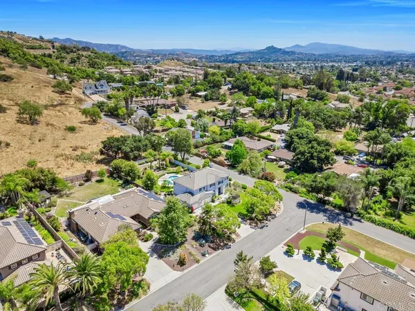 $1,349,000 | 1502 Glasgow Lane, Escondido, CA 92027