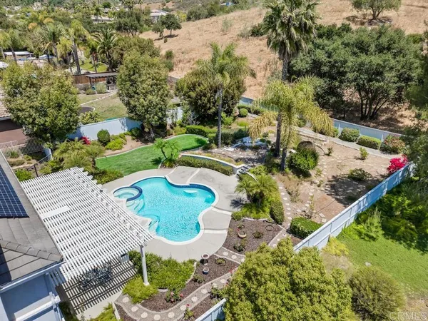 $1,349,000 | 1502 Glasgow Lane, Escondido, CA 92027