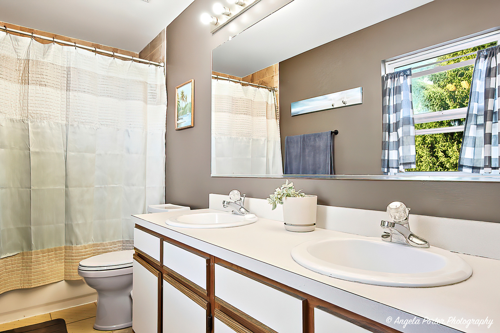 2019 Aspen Drive Woodstock, IL 60098 - Photo 16 of 31 a bathroom with a double vanity sink toilet and a mirror