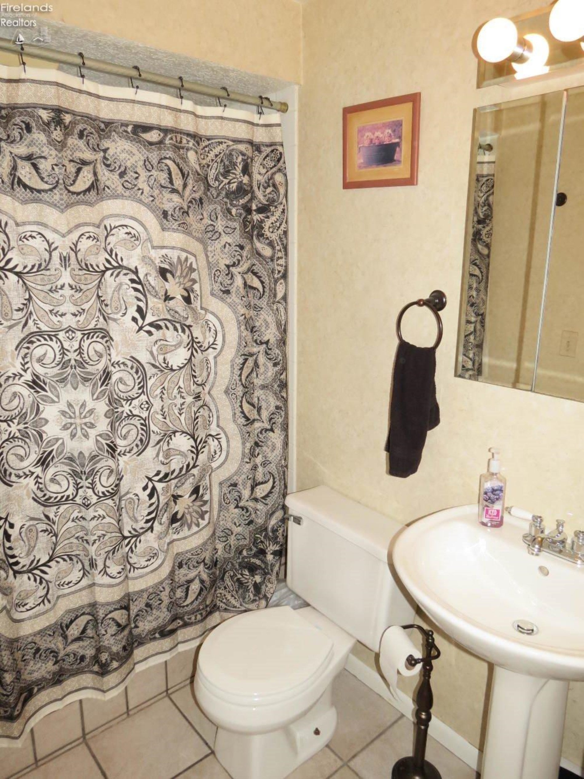 716 Taylor Road Sandusky, OH 44870 - Photo 9 of 10 Gallery Image 9