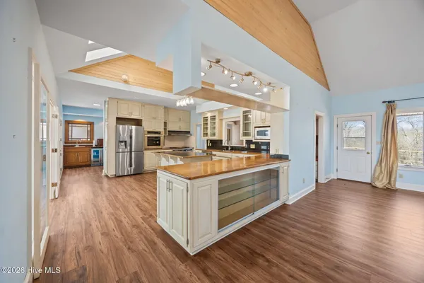 $838,750 | 2875 Drake Mallard Drive, Grimesland, NC 27837