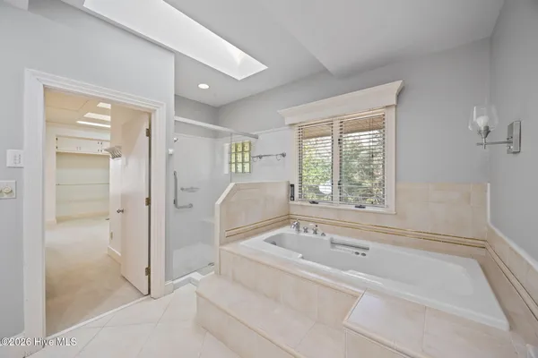 $838,750 | 2875 Drake Mallard Drive, Grimesland, NC 27837