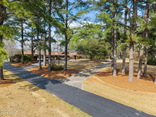 $838,750 | 2875 Drake Mallard Drive, Grimesland, NC 27837