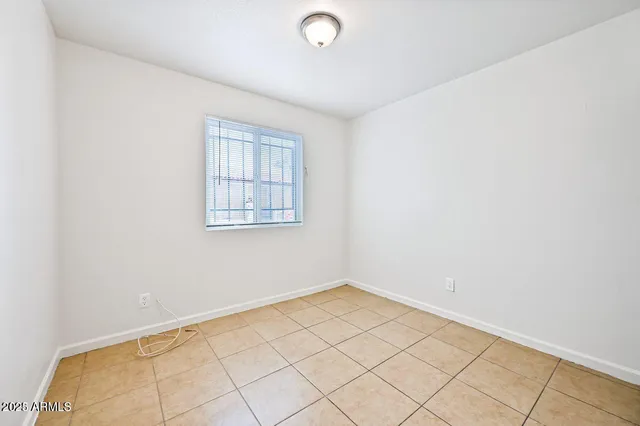 $900 | 1908 East Broadway Road, Unit 3, Phoenix, AZ 85040