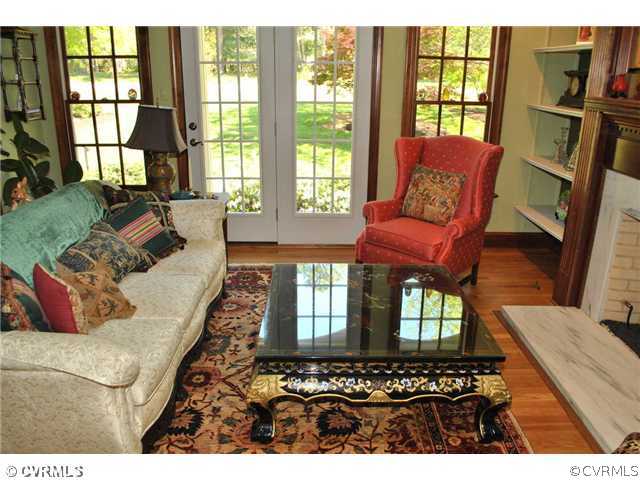 14511 West Salisbury Road Midlothian, VA 23113 - Photo 5 of 12 Living Room