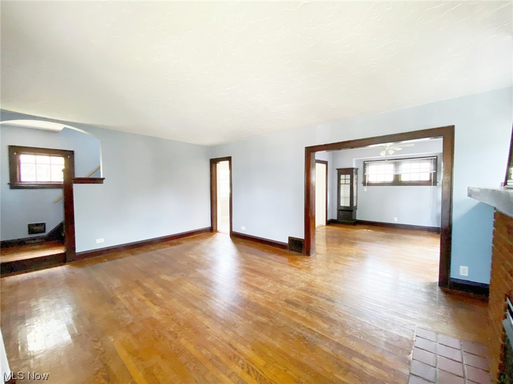 4747 Burleigh Road Cleveland, OH 44125 - Photo 7 of 29 Gallery Image 7