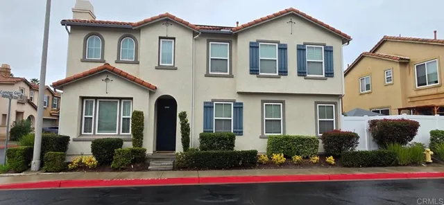 $799,000 | 454 Ashbourne Gn, Escondido, CA 92027