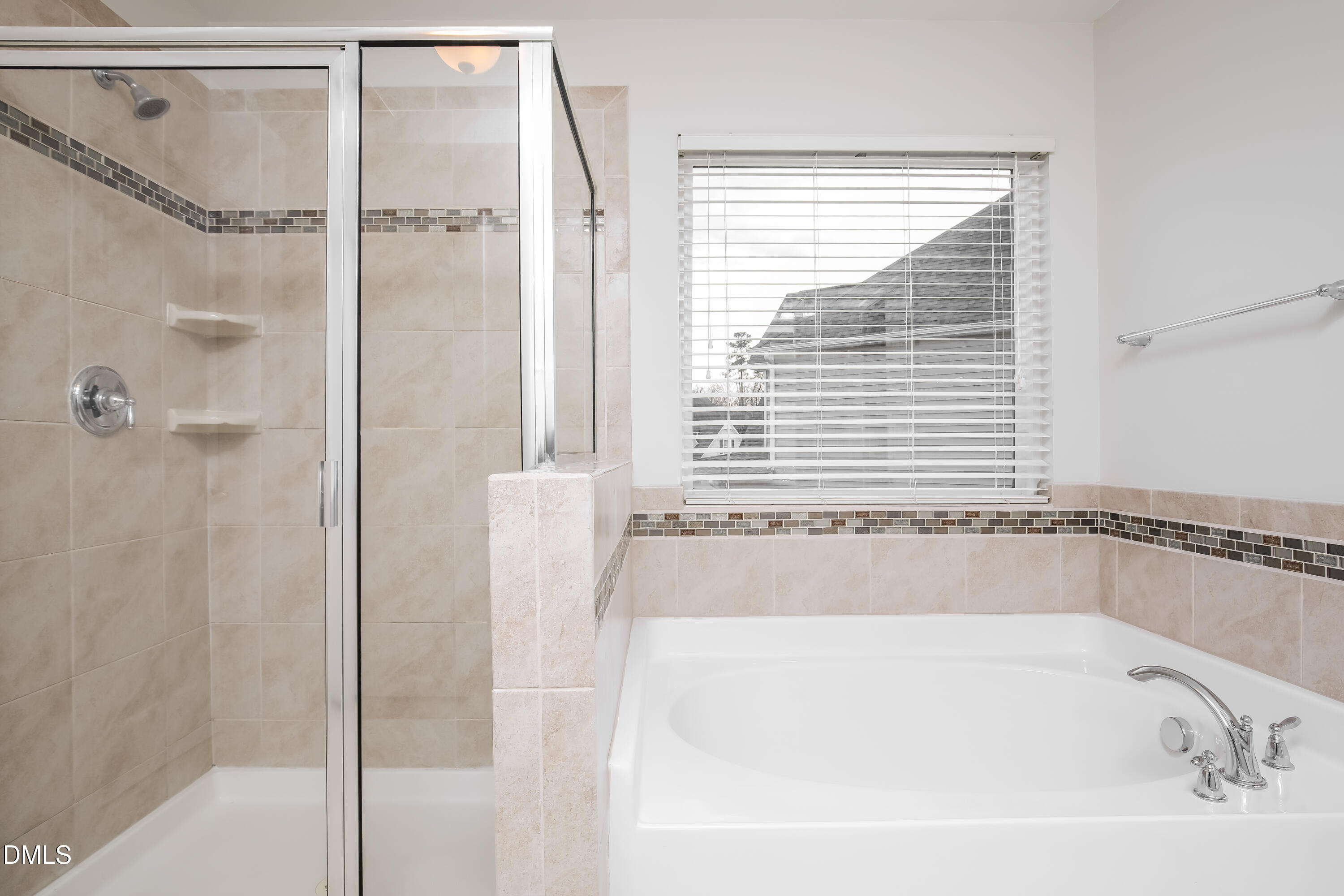 175 Cherry Bark Loop Clayton, NC 27527 - Photo 10 of 20 Main Bathroom-15033675