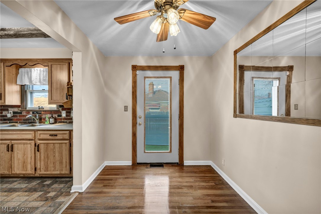 6471 Kerneywood Road Parma, OH 44129 - Photo 13 of 39