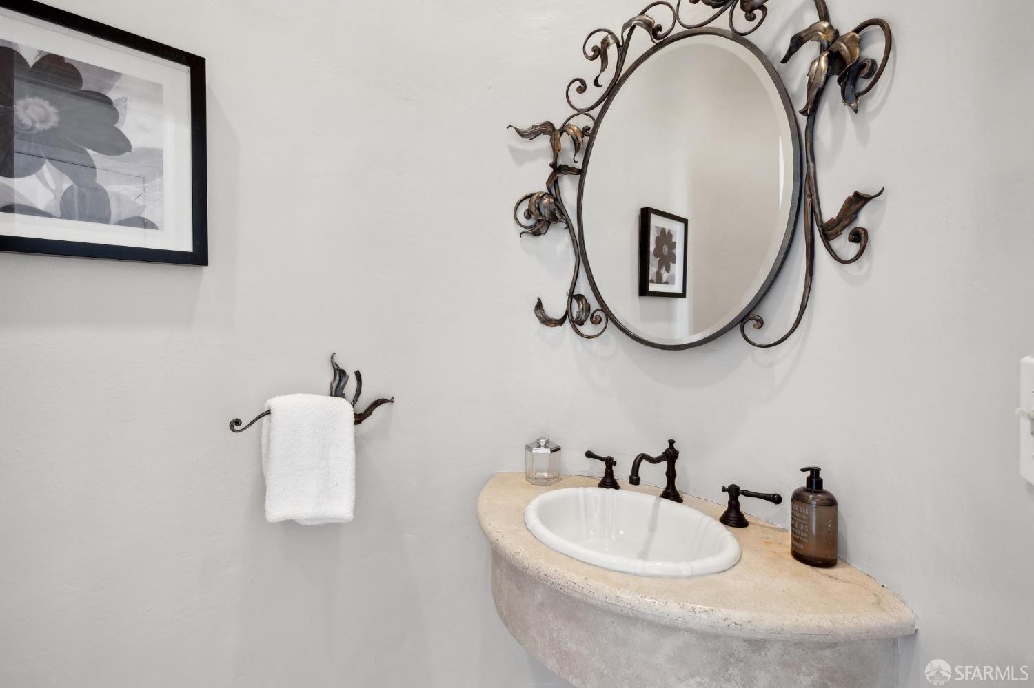 6431 Gwin Road Oakland, CA 94611 - Photo 34 of 90 Gallery Image 34