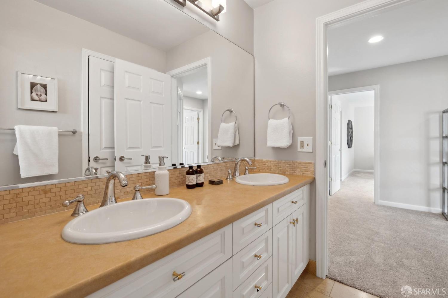 6431 Gwin Road Oakland, CA 94611 - Photo 80 of 90 Gallery Image 80