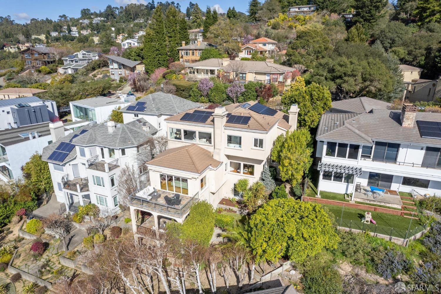 6431 Gwin Road Oakland, CA 94611 - Photo 83 of 90 Gallery Image 83