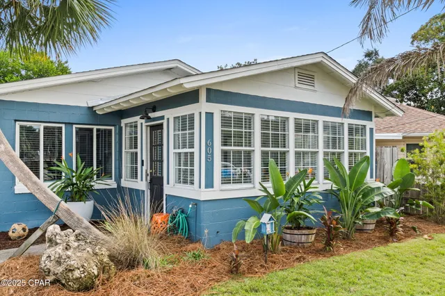 $367,000 | 605 Wisteria Street, Panama City Beach, FL 32407