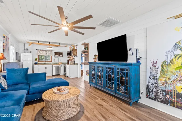 $367,000 | 605 Wisteria Street, Panama City Beach, FL 32407