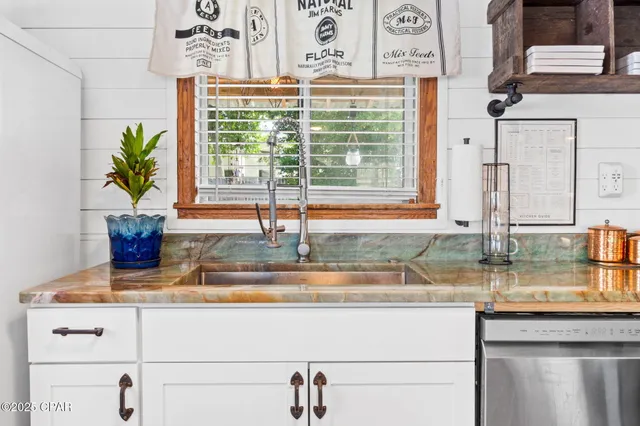 $367,000 | 605 Wisteria Street, Panama City Beach, FL 32407