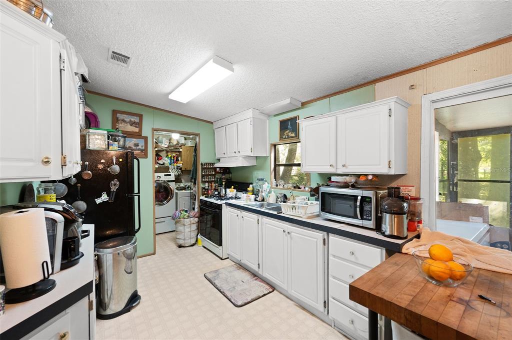 15311 Southwest 107th Street Archer, FL 32618 - Photo 37 of 58