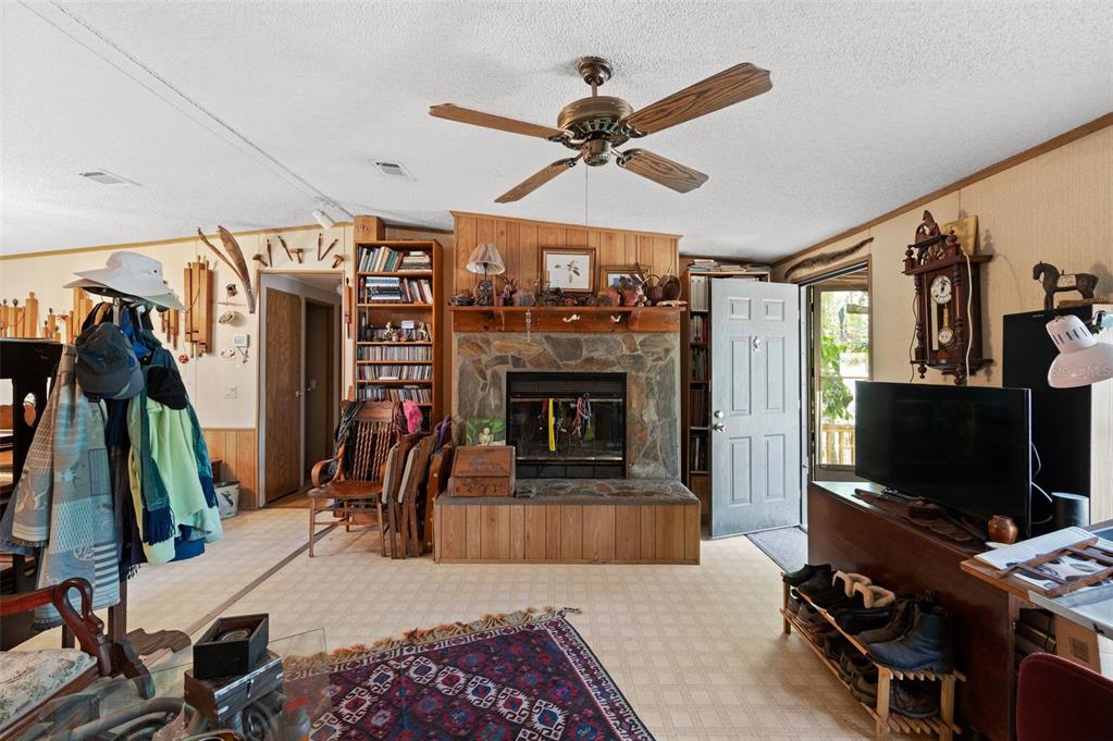 15311 Southwest 107th Street Archer, FL 32618 - Photo 39 of 58