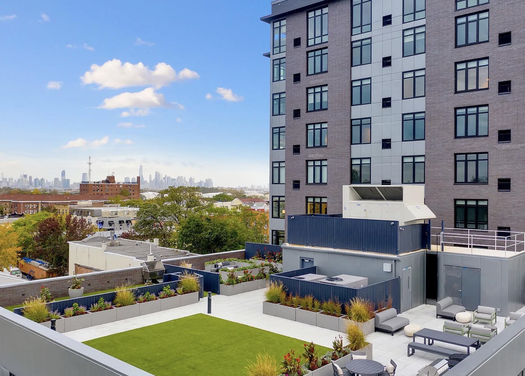 957 Broadway, Unit 904 Bayonne, NJ 07002 - Photo 24 of 38