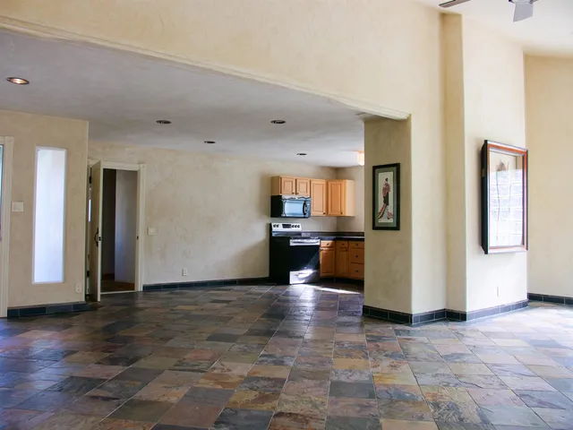 $1,100,000 | 974 Lekeona Loop, Wailuku, HI 96793