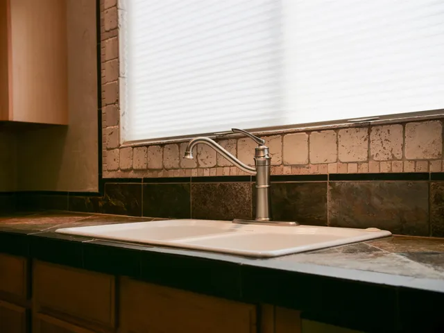 $1,100,000 | 974 Lekeona Loop, Wailuku, HI 96793