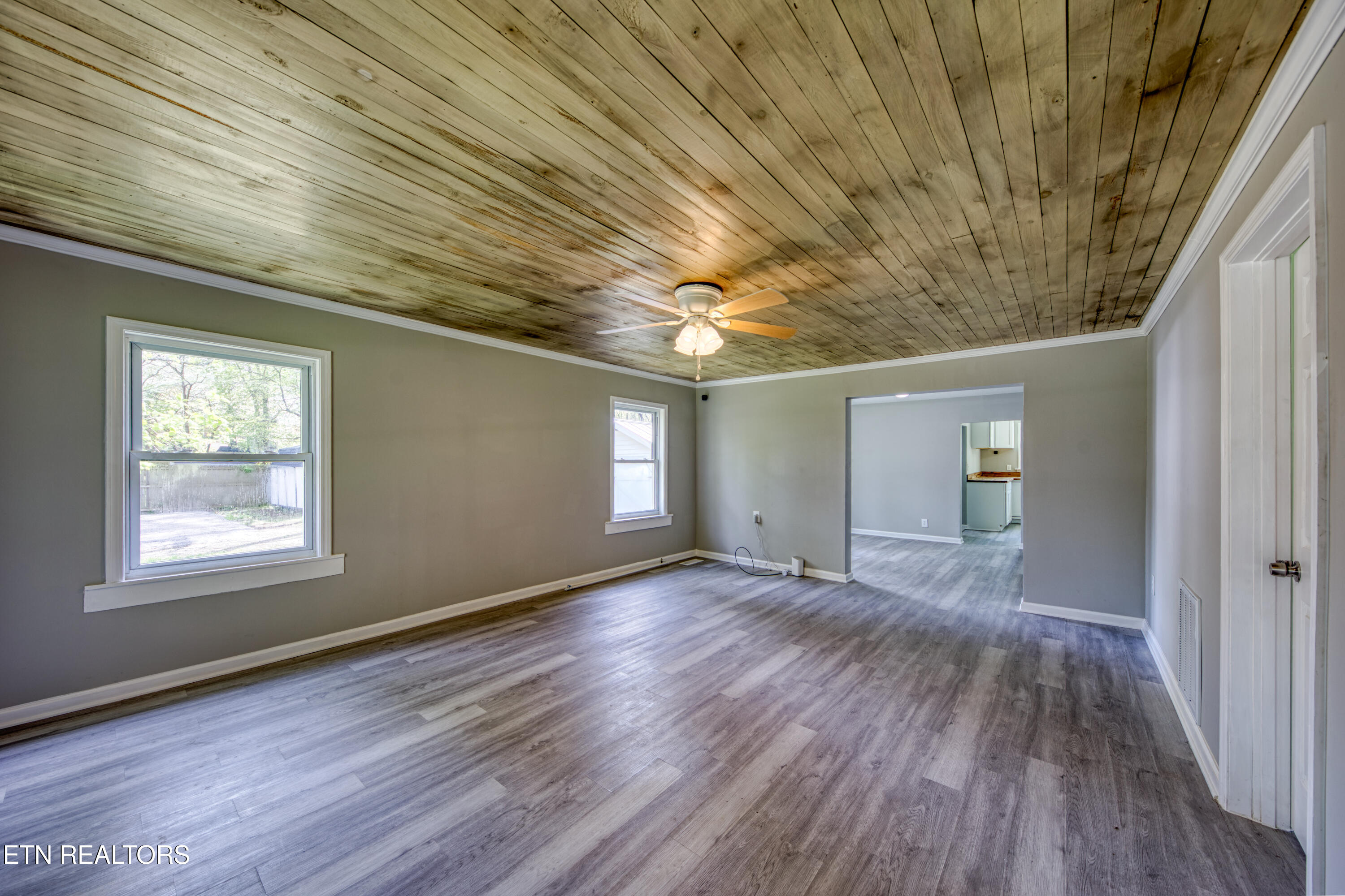 2919 Oak Grove Road Rocky Top, TN 37769 - Photo 14 of 39 2919 35