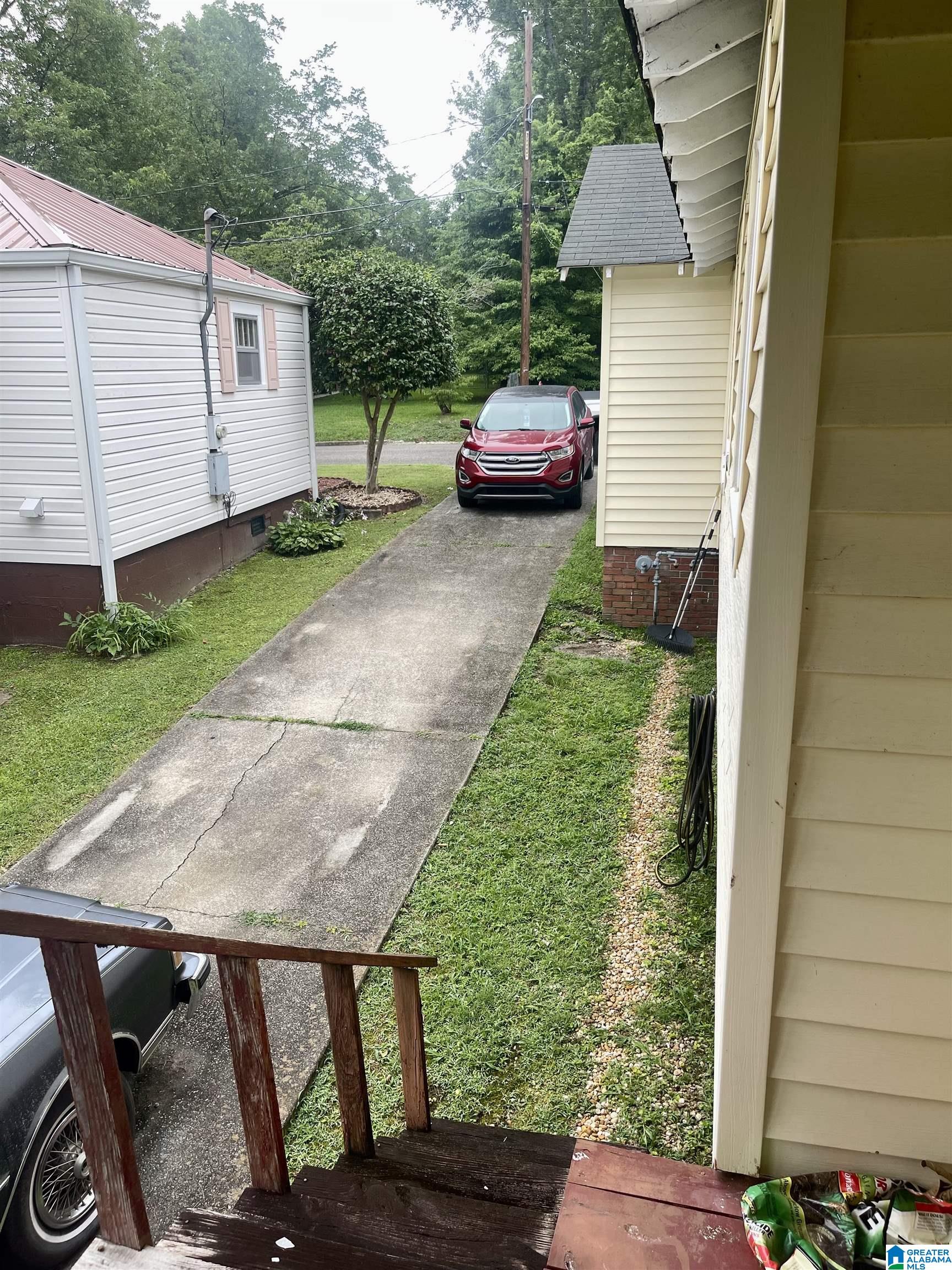 615 Sizemore Street Gadsden, AL 35903 - Photo 8 of 26