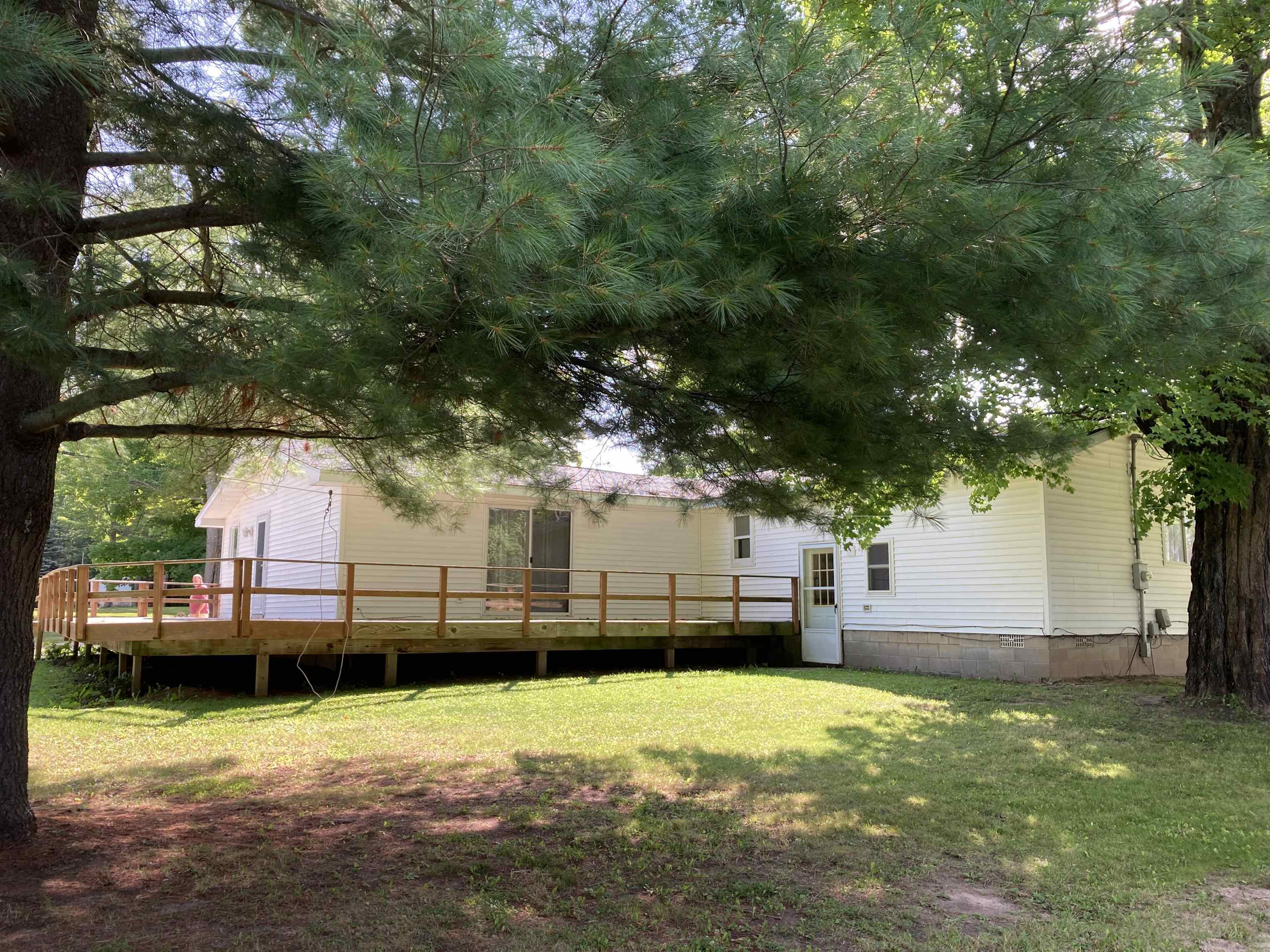 3277 East Rose City Road Lupton, MI 48635 - Photo 13 of 49 1926245-03735b35-22d7-4a8d-bab1-73338868ec5e.JPG