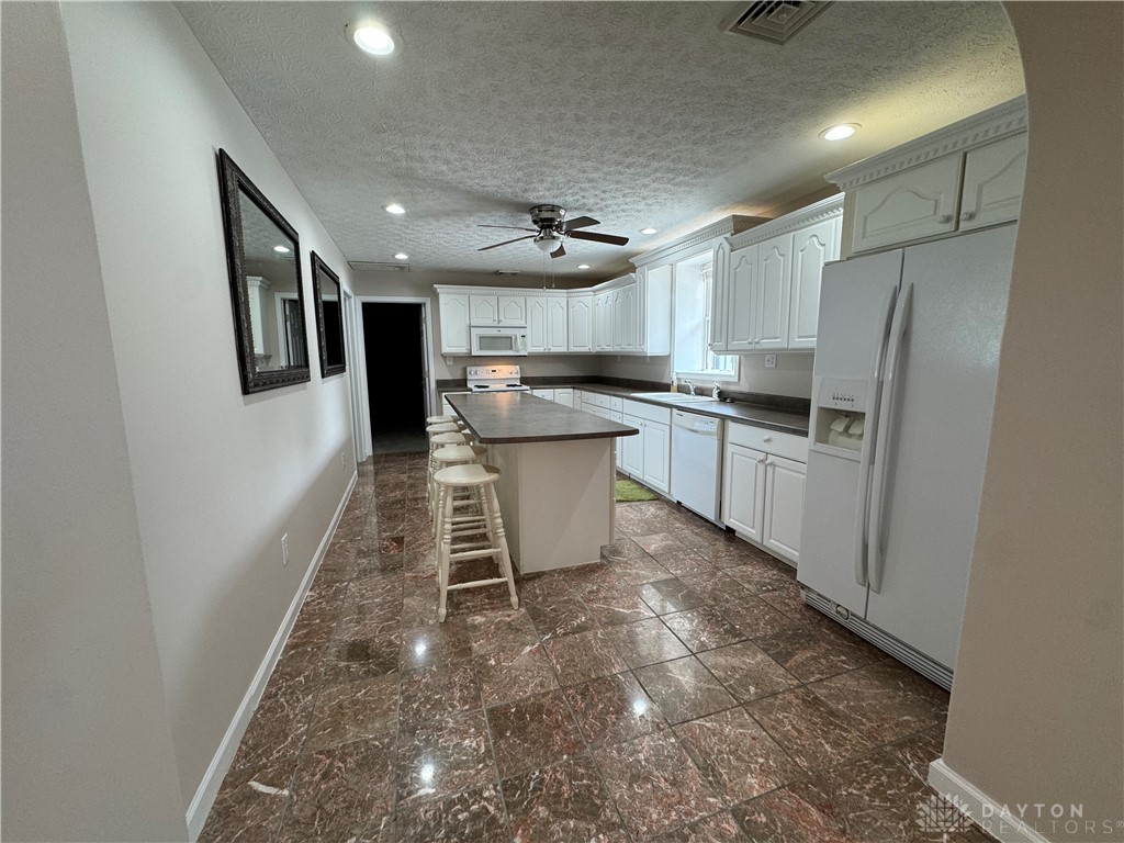 523 Newport Road Xenia, OH 45385 - Photo 10 of 43