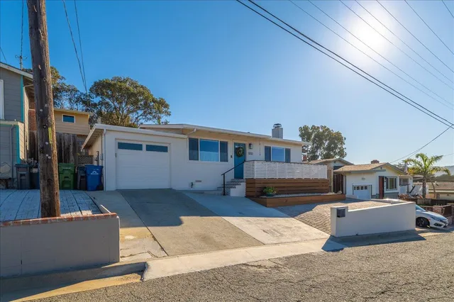 $897,500 | 1232 Vallejo Street, Seaside, CA 93955