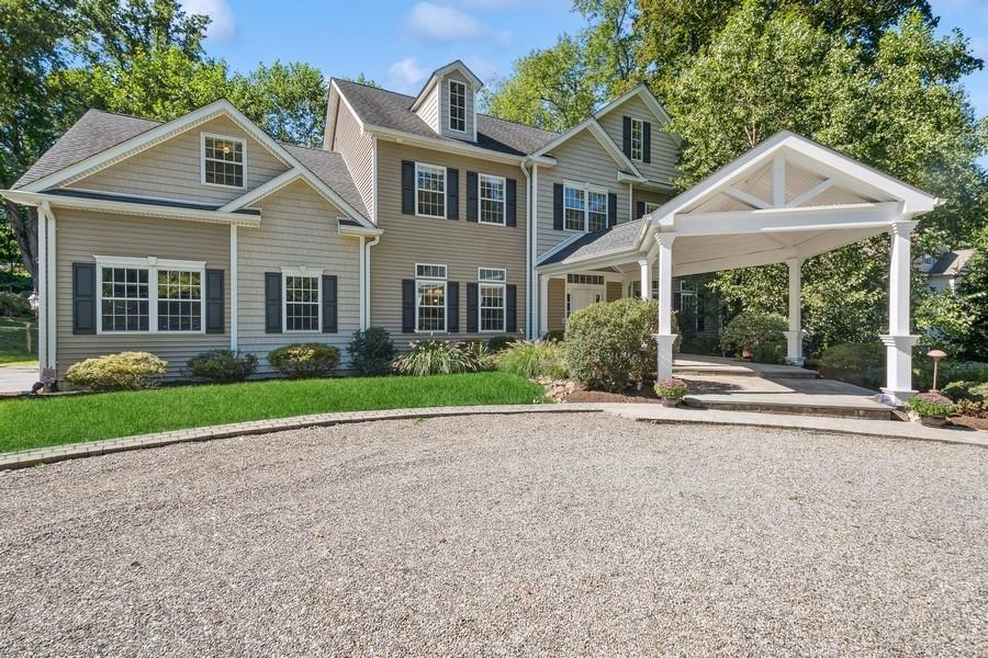 2 Algonquian Trail Briarcliff Manor, NY 10510 - Photo 1 of 1