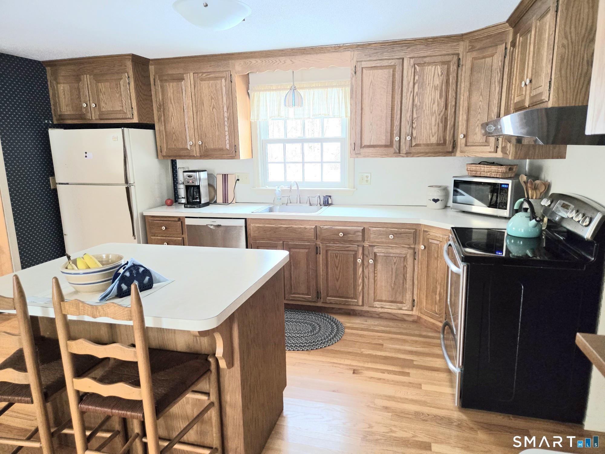 59 Dickinson Road Marlborough, CT 06447 - Photo 9 of 38